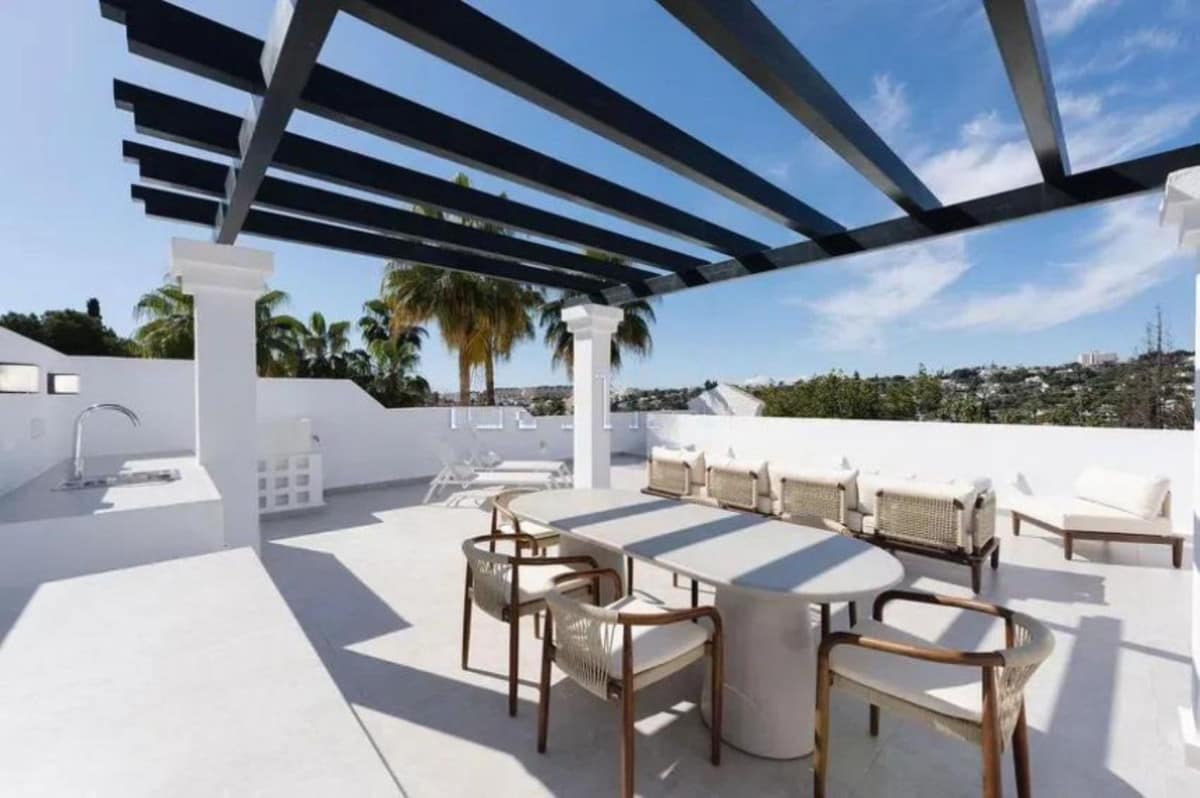 3-slaapkamer Penthouse Duplex in Aloha in Aloha - foto 2