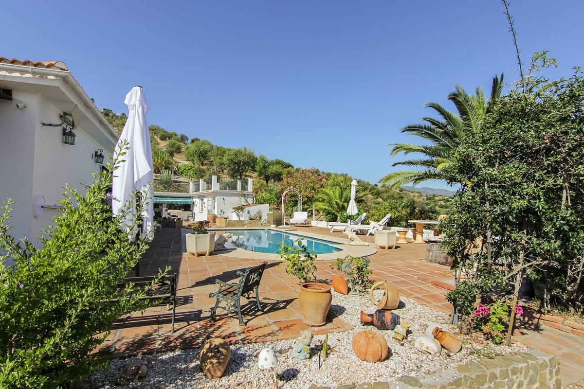 Finca met 3 slaapkamers in Guaro, Málaga in Guaro - foto 20