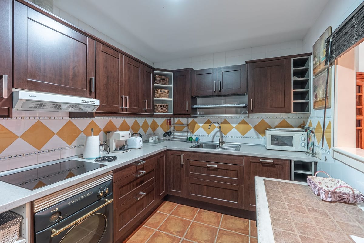 Een-slaapkamerappartement in Benahavís (El Paraíso) in Benahavís - foto 18