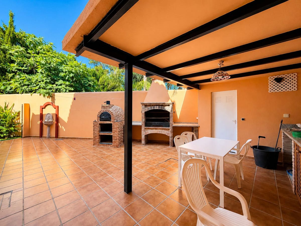7-slaapkamer villa in Marbella met renovatiepotentieel in Marbella - foto 9