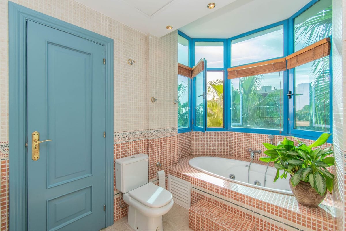 Penthouse met 5 slaapkamers in Torrequebrada in Torrequebrada - foto 16