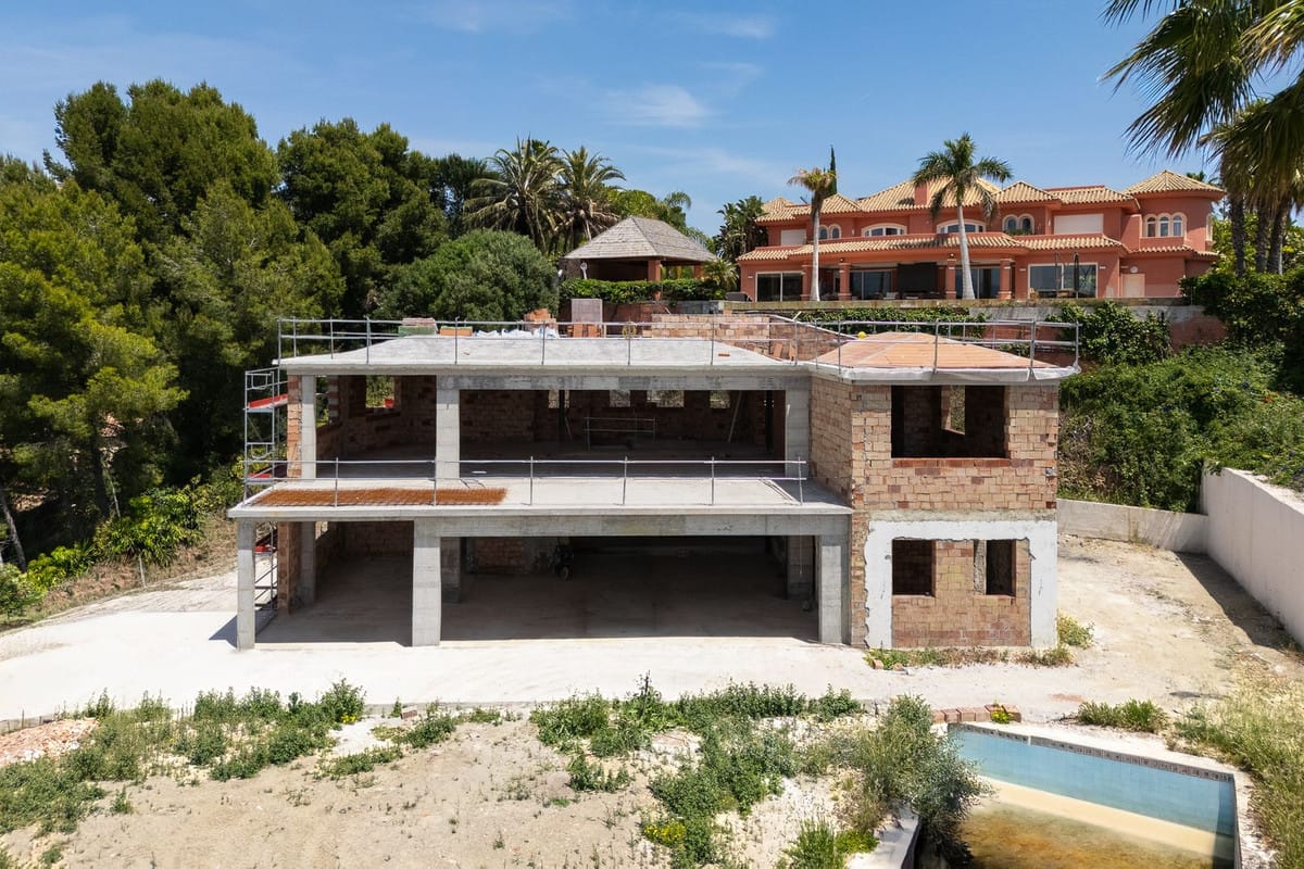 5 bedroom House in El Paraiso in El Paraiso - foto 4