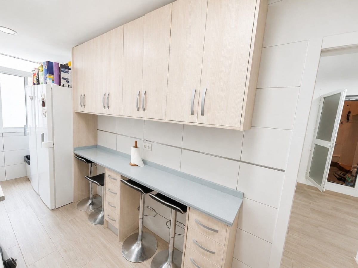 3 bedroom Apartment in Málaga Centro in Málaga Centro - foto 6