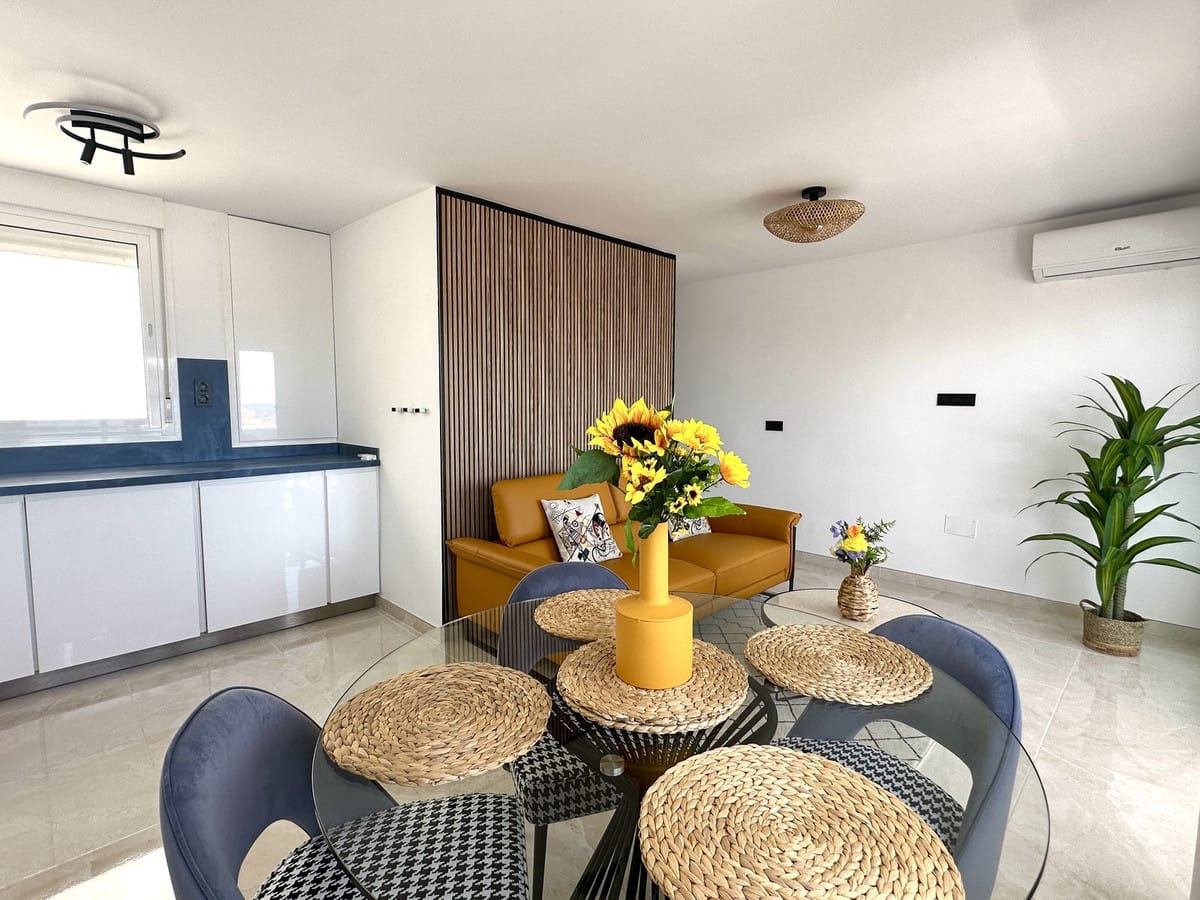 Nieuw gerenoveerd 2-slaapkamer appartement met zeezicht in La Cala de Mijas – 500 m van strand in La Cala de Mijas - foto 11