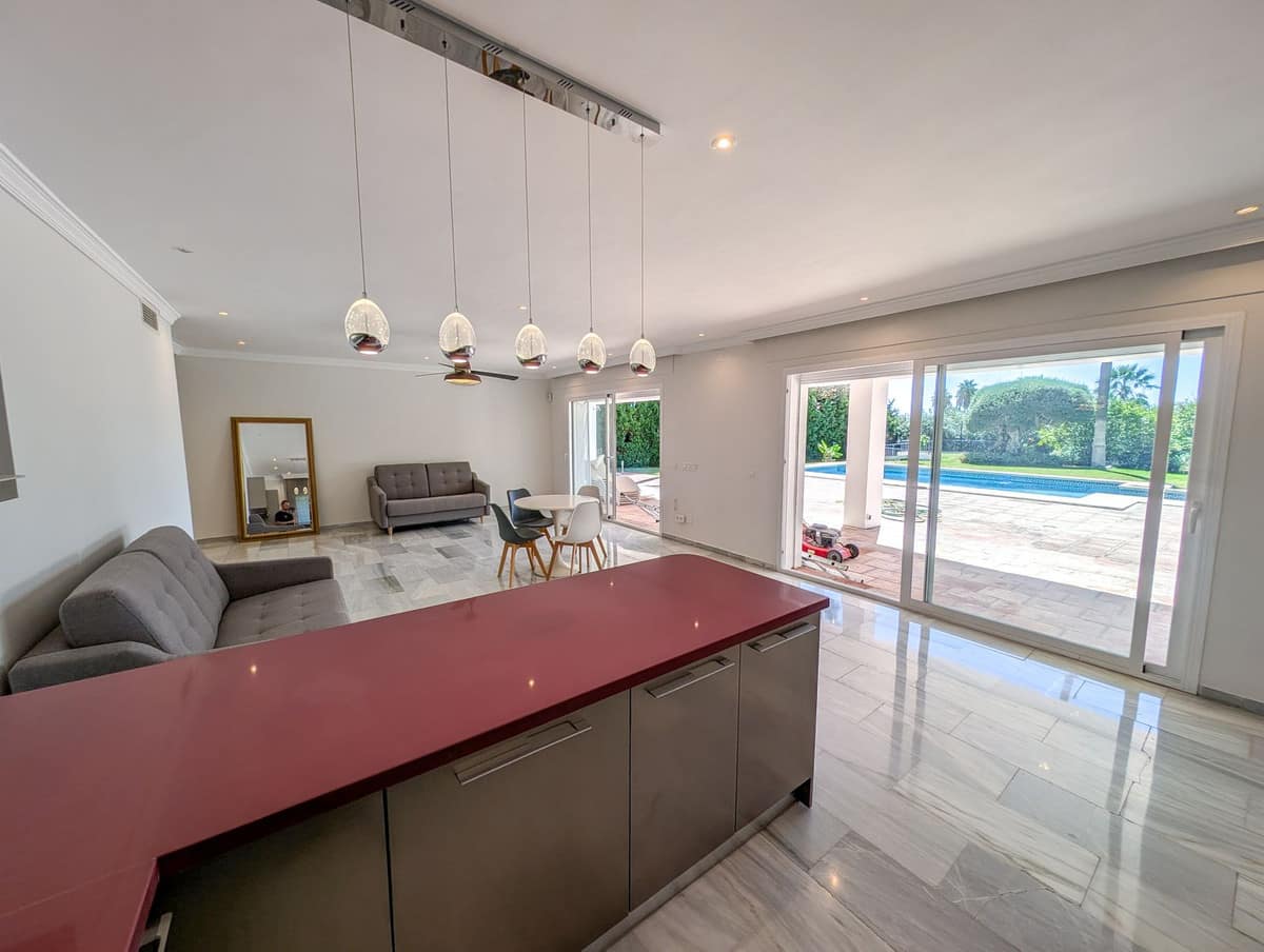 5-slaapkamer villa te koop in Nueva Andalucía – Los Naranjos in Nueva Andalucía - foto 8