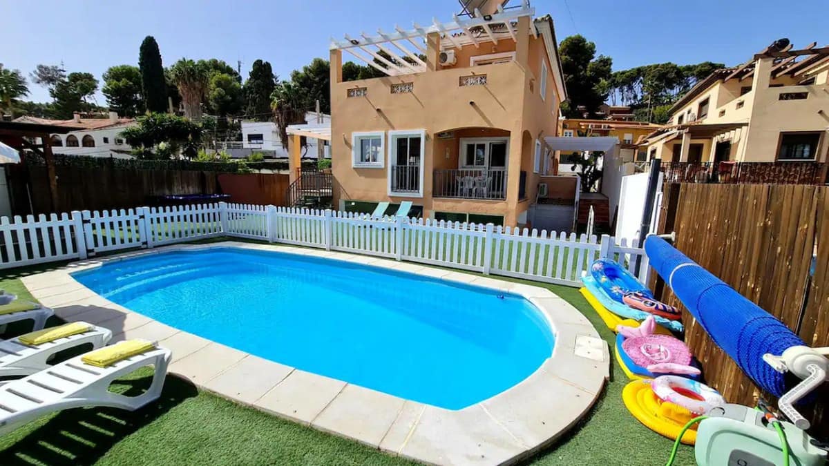 Vrijstaand huis met 5 slaapkamers in Torremolinos in Torremolinos - foto 2