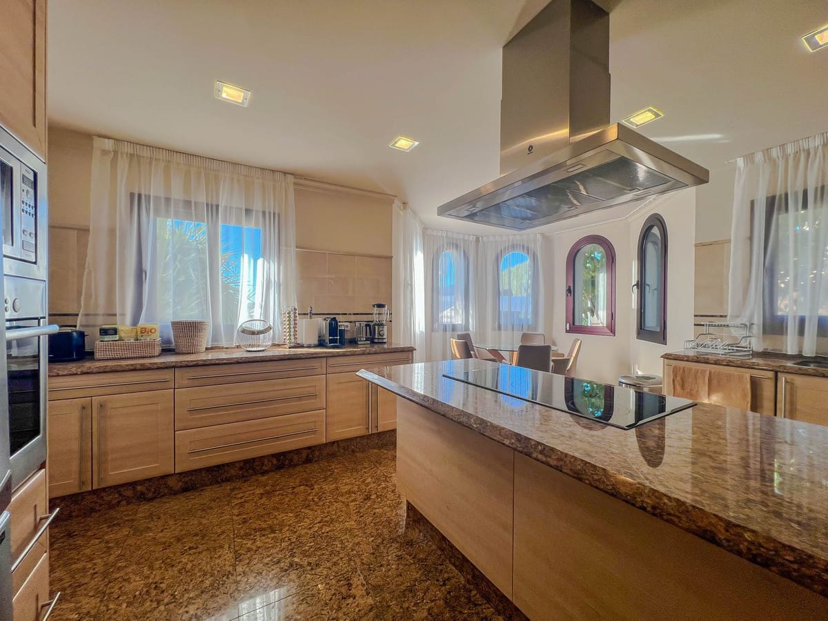 5 bedroom House in Los Flamingos in Los Flamingos - foto 4