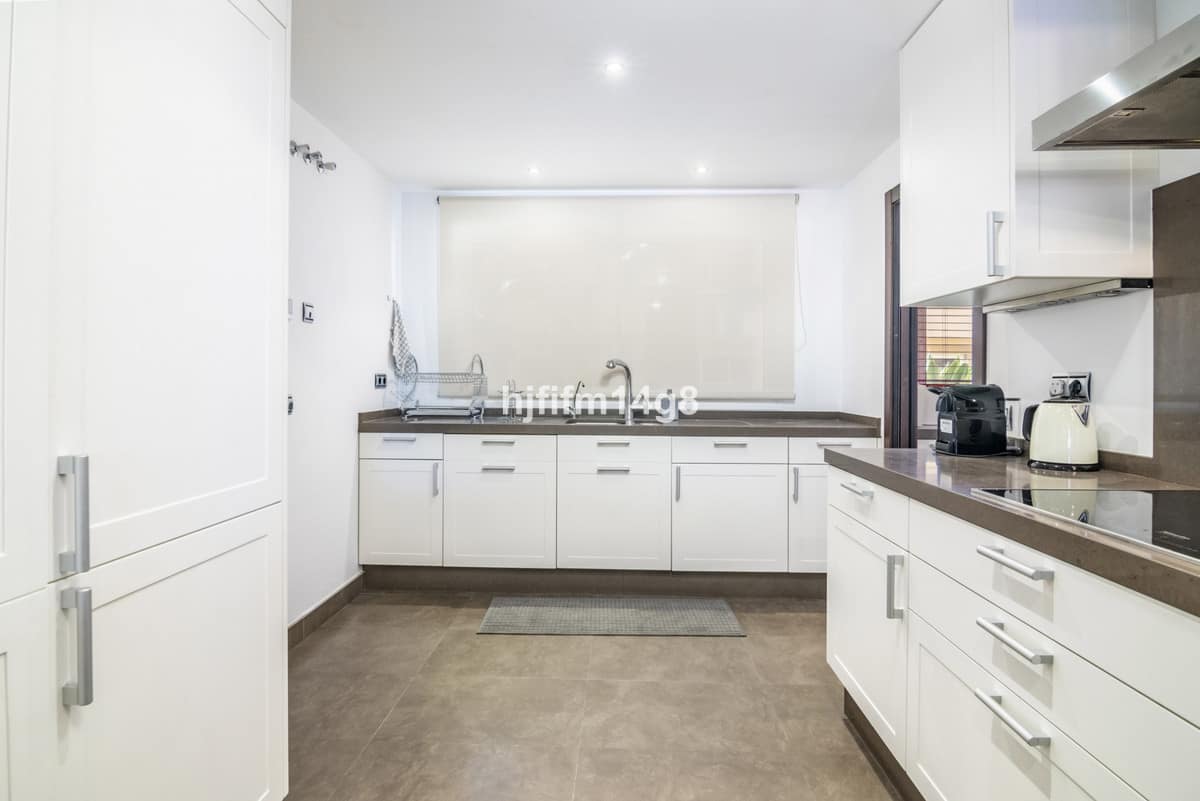 4-slaapkamer appartement in Nueva Andalucía te koop in Nueva Andalucía - foto 7