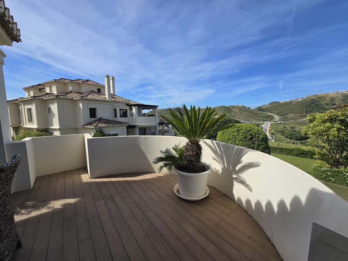 Appartement met 2 slaapkamers in Benahavís in Benahavís - foto 9