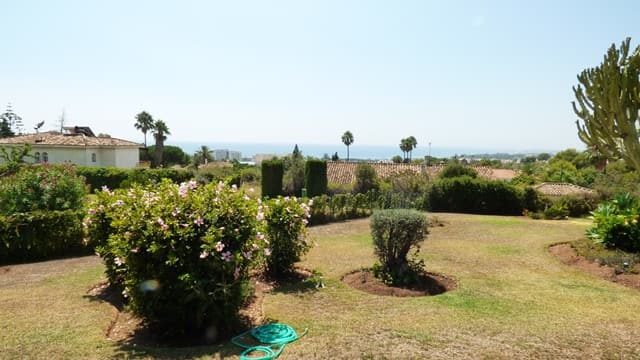 Villa met 4 slaapkamers in Marbella in Marbella - foto 8