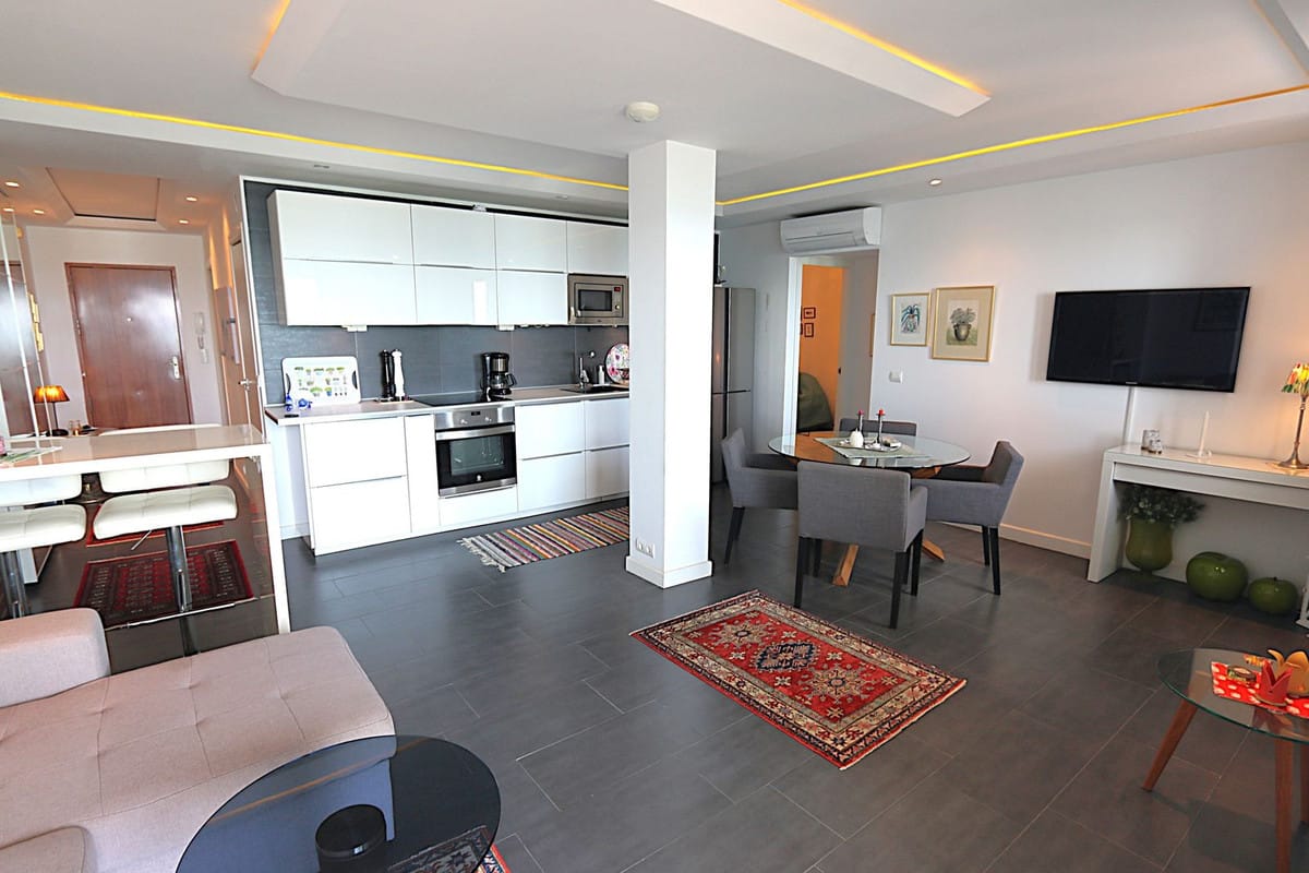 3 bedroom Apartment in Fuengirola in Fuengirola - foto 2