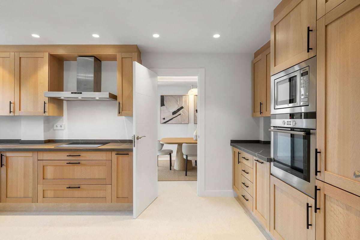 Stadswoning met 4 slaapkamers in Nueva Andalucía in Nueva Andalucía - foto 12