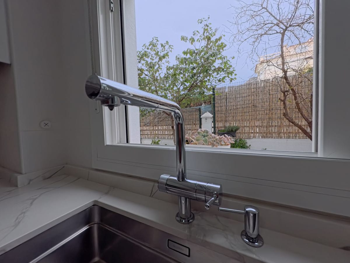 Gerenoveerde halfvrijstaande woning met 4 slaapkamers in Benalmádena in Benalmadena - foto 18