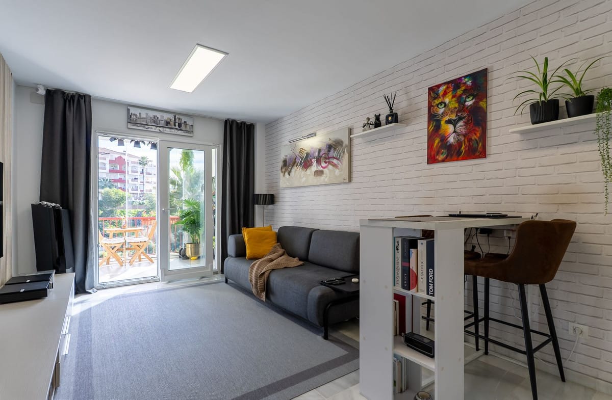 Appartement met 2 slaapkamers in Riviera del Sol in Riviera del Sol - foto 2