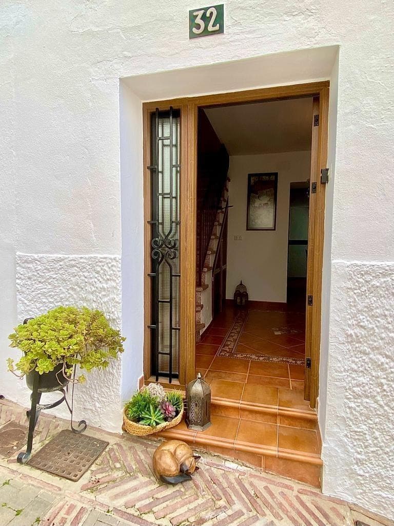 Huis met 4 slaapkamers in Istán in Istán - foto 2