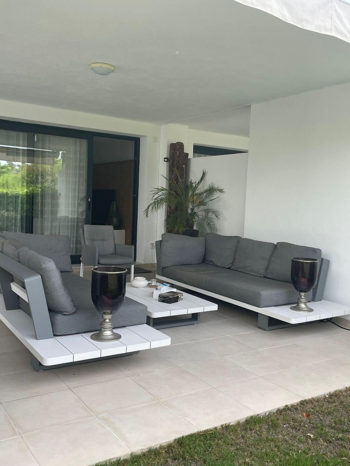 Luxe 2-slaapkamer appartement aan golf in Atalaya, Estepona in Atalaya - foto 5