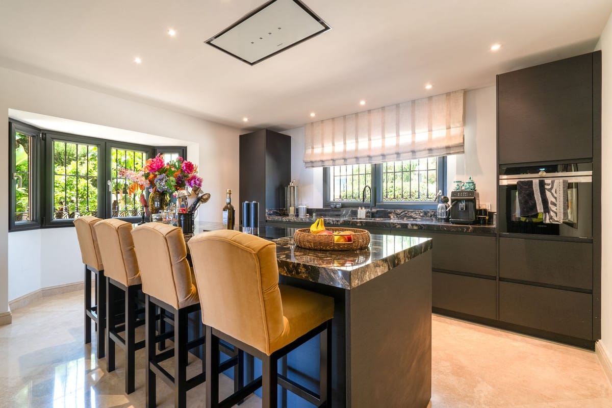 Luxe villa met zeezicht en topfaciliteiten op loopafstand van La Cala de Mijas in La Cala de Mijas - foto 10