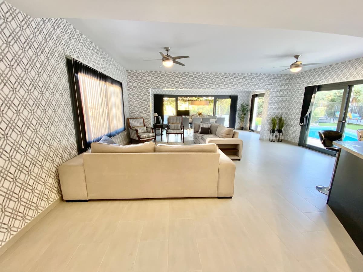 Villa te koop in El Faro, Mijas – 4 slaapkamers, 4 badkamers, 300 m² in Mijas - foto 18