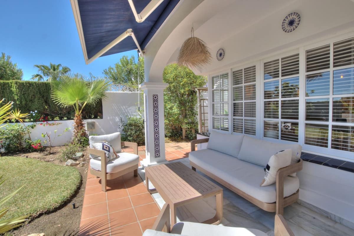 2-slaapkamer villa in El Chaparral met panoramisch zeezicht in El Chaparral - foto 7