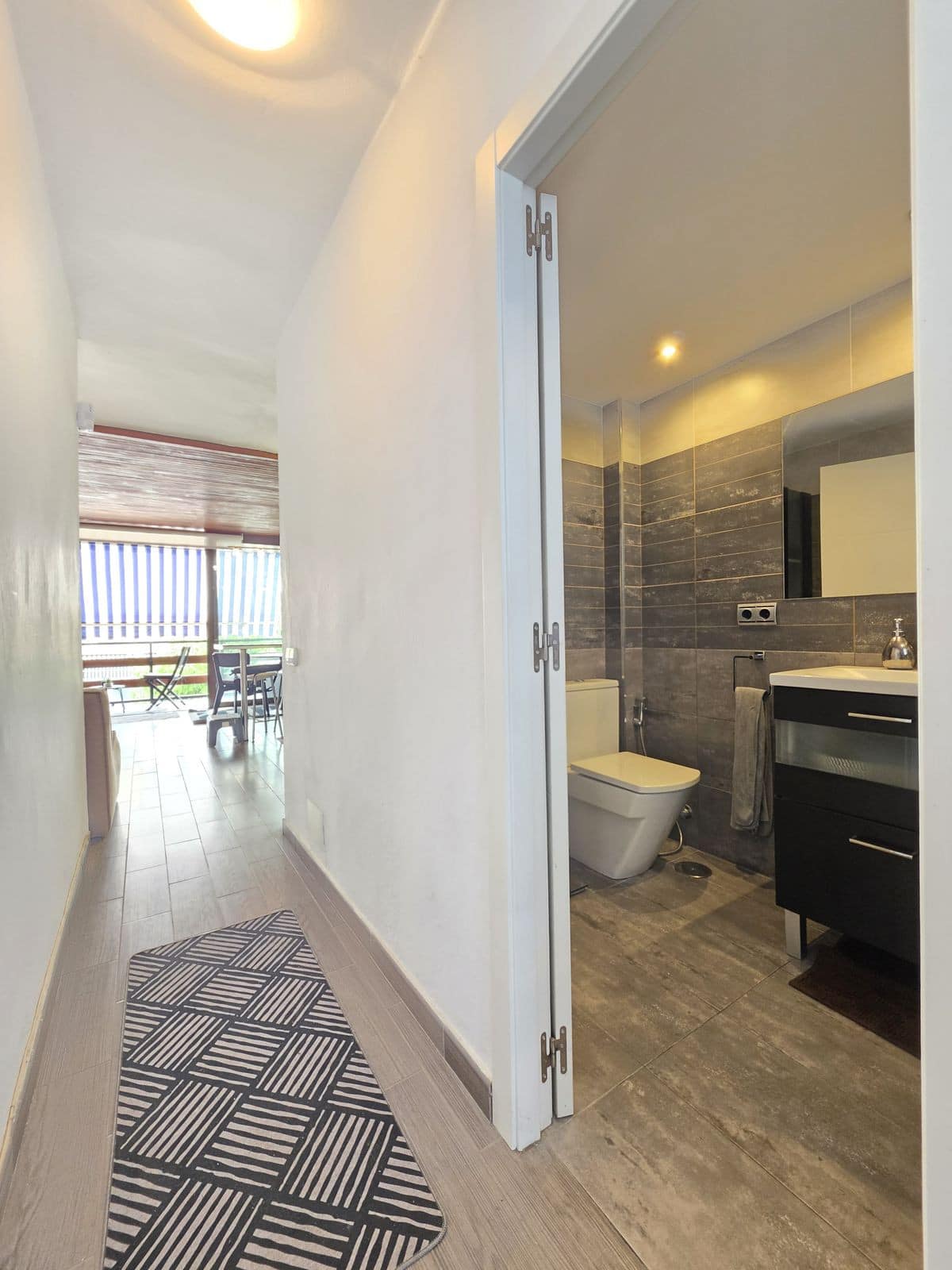 Charmant 1-slaapkamer penthouse met zwembadzicht in Cortijo Blanco, Marbella in Cortijo Blanco - foto 19