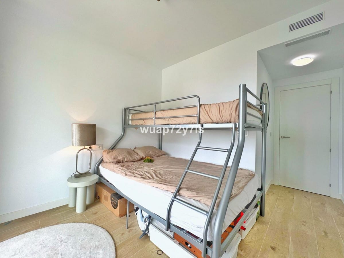 2 bedroom Apartment in Estepona in Estepona - foto 12
