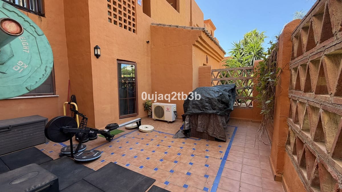 2 bedroom Apartment in Benahavís in Benahavís - foto 19