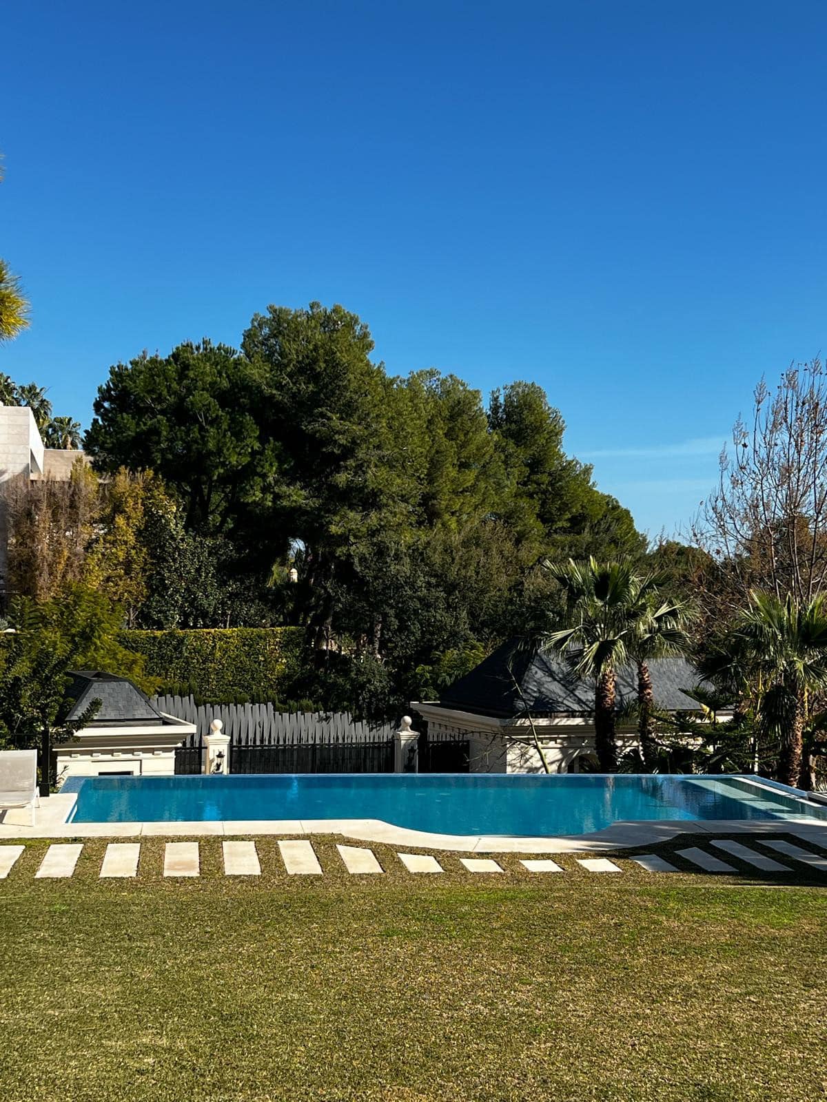 Villa met 8 slaapkamers aan Marbella’s Golden Mile in The Golden Mile - foto 9