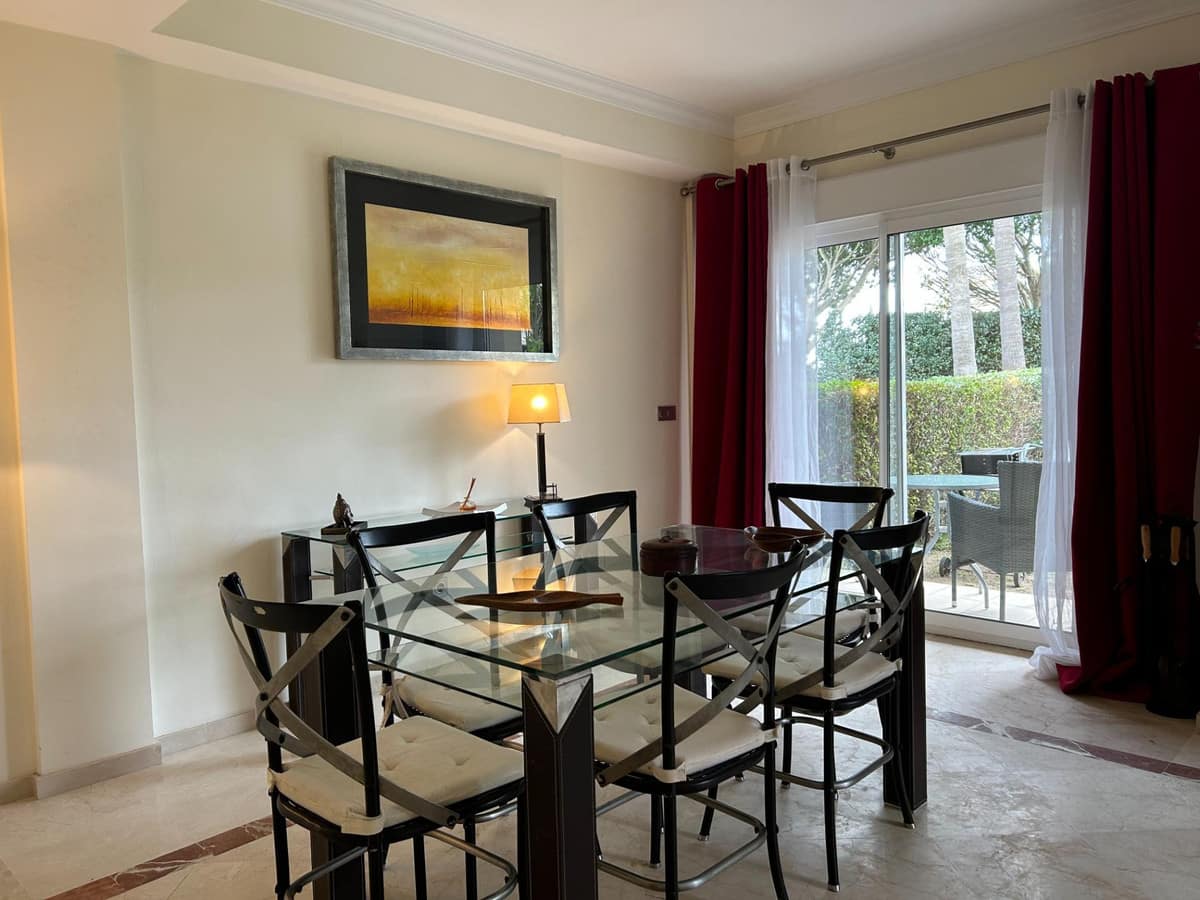 Rijwoning aan de eerste golflijn in San Roque Club in San Roque Club - foto 6