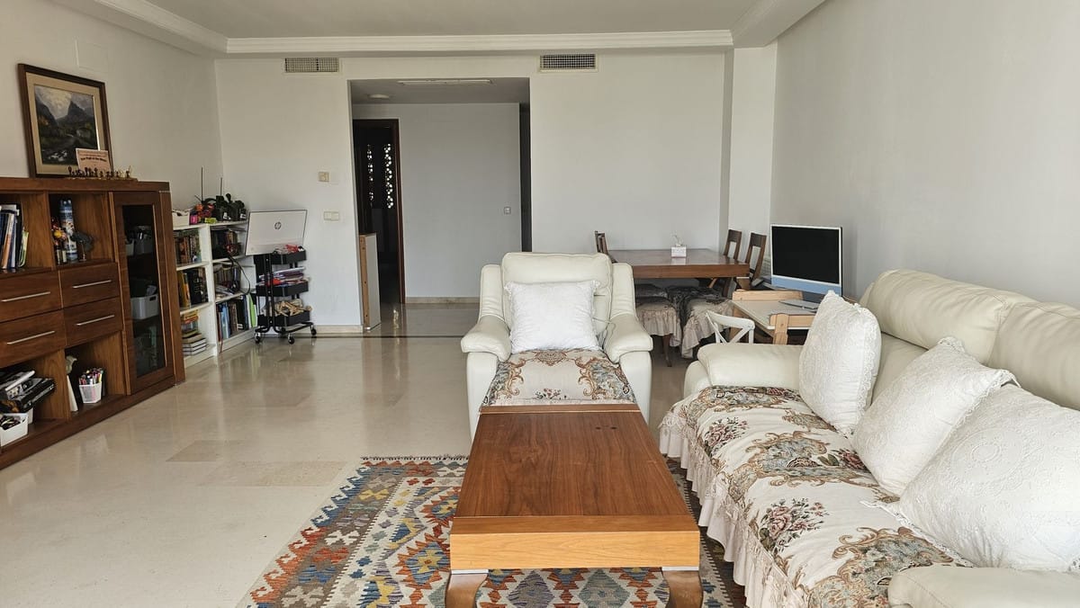 Appartement met 2 slaapkamers in Casares in Casares - foto 2