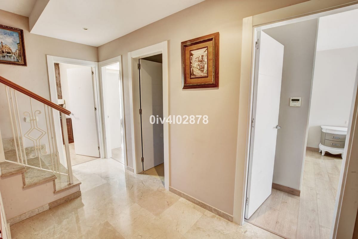 Woning met 4 slaapkamers in Arroyo de la Miel in Arroyo de la Miel - foto 13