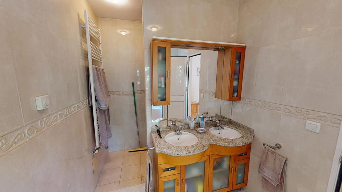 Villa met 4 slaapkamers in Vélez‑Málaga — R5165050 in Vélez-Málaga - foto 17