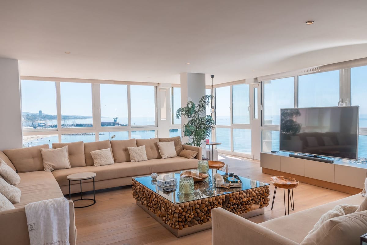Luxe 4-slaapkamer appartement met zeezicht in Marbella Centrum in Marbella - foto 2