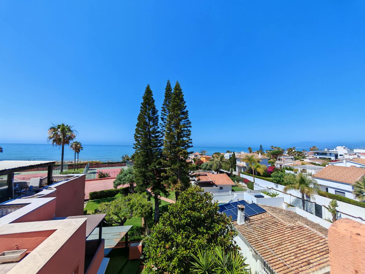 Duplex-appartement met 3 slaapkamers in Marbella in Marbella - foto 16