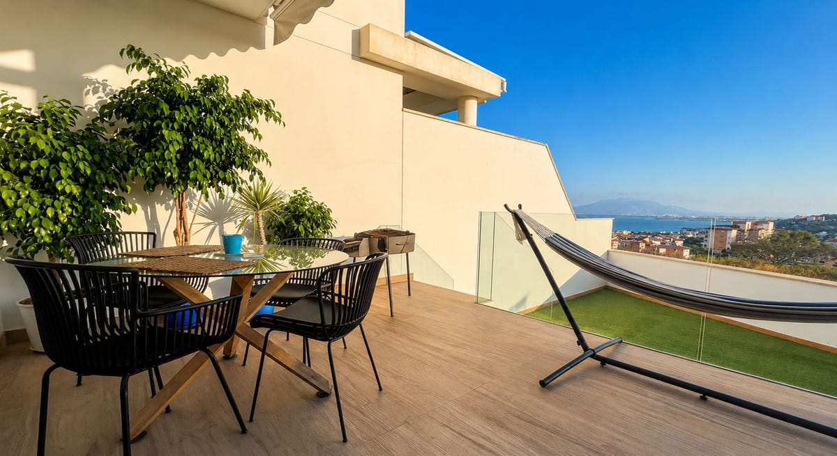 3-slaapkamerwoning in Málaga met panoramisch zeezicht in Málaga - foto 3