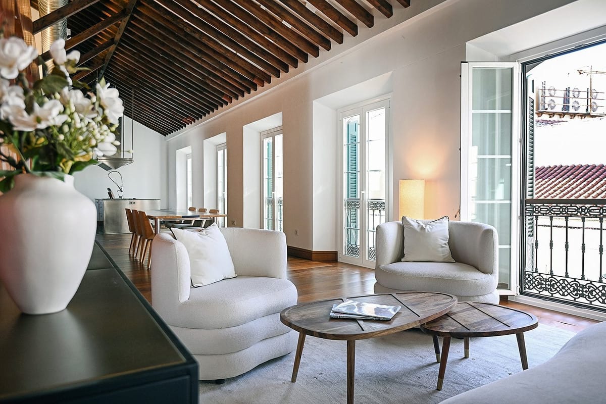 Appartement met 4 slaapkamers in Málaga in Málaga - foto 2