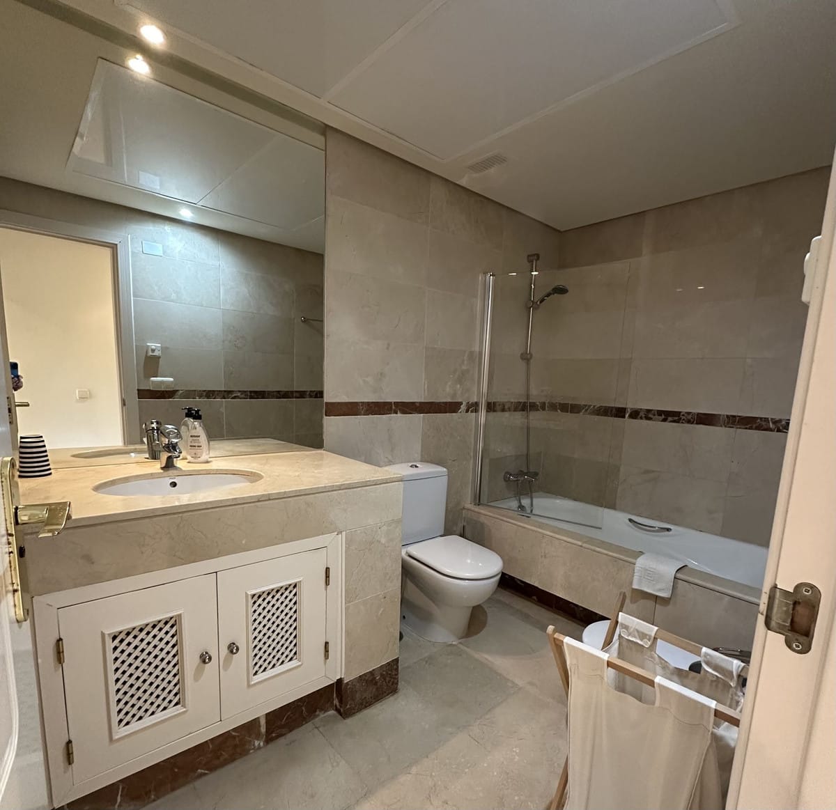 Appartement met 2 slaapkamers in San Pedro de Alcántara in San Pedro de Alcántara - foto 11