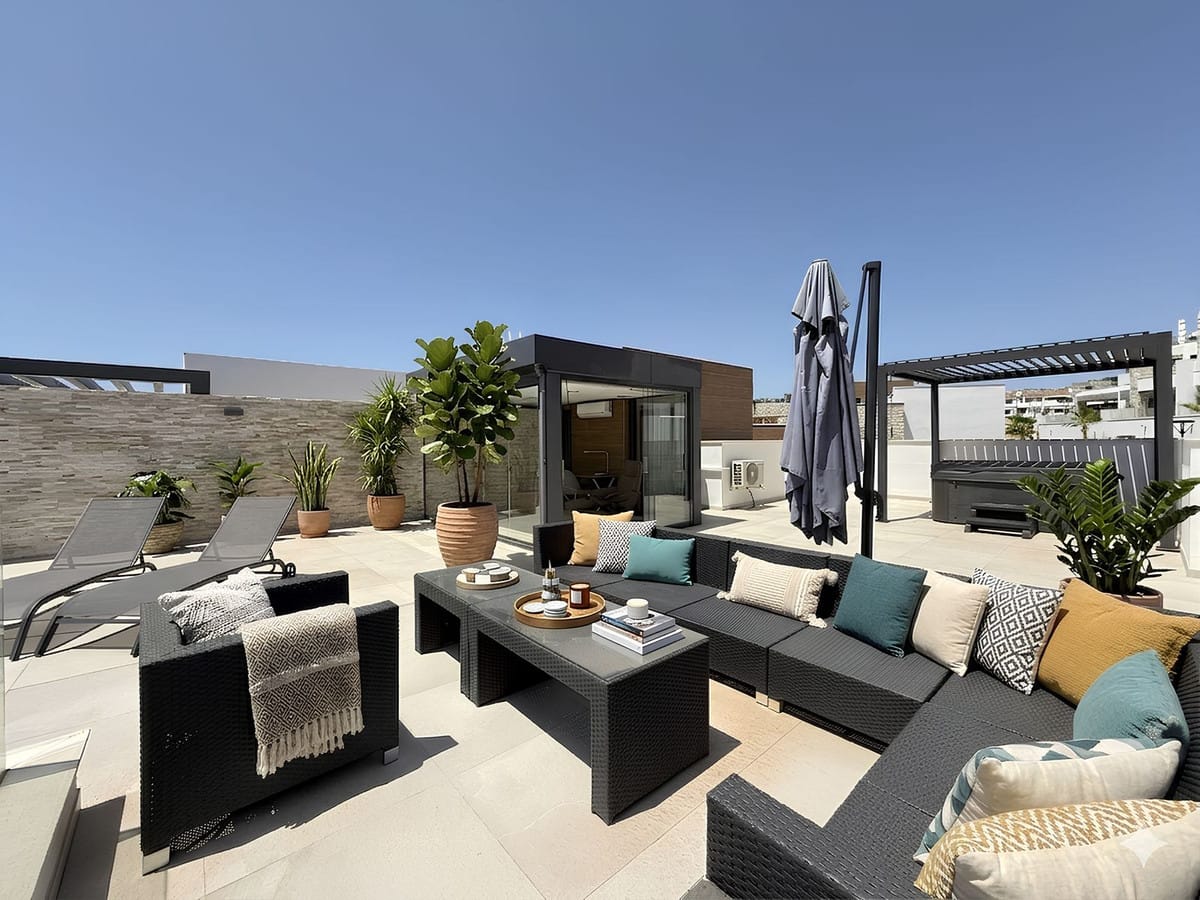 Drie slaapkamers duplex penthouse in Artola Homes, Cabopino, Marbella in Cabopino - foto 2