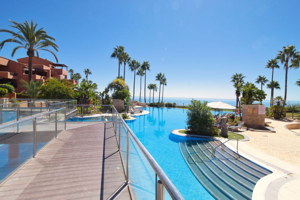 2-slaapkamer appartement met privé tuin in Estepona in 36.4268068 - foto 20