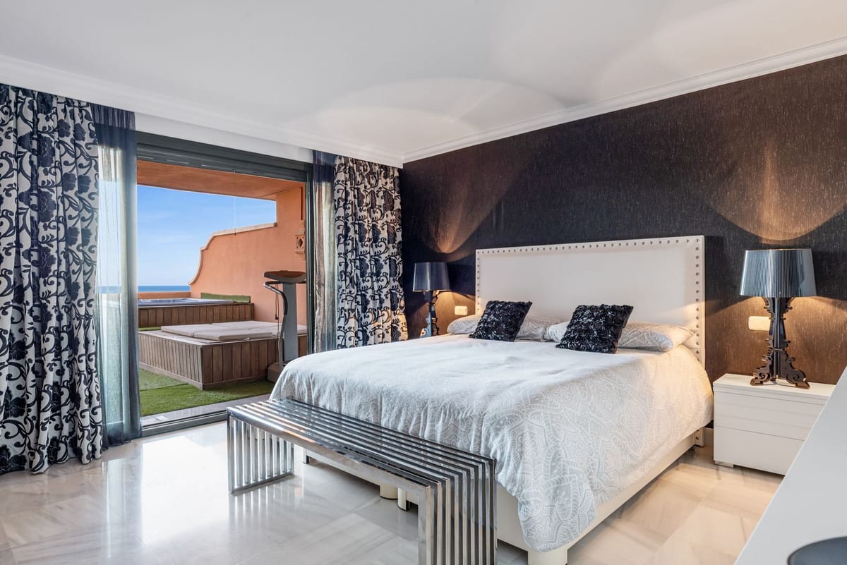 Panoramisch zeezicht duplex penthouse in Monte Halcones in Monte Halcones - foto 9