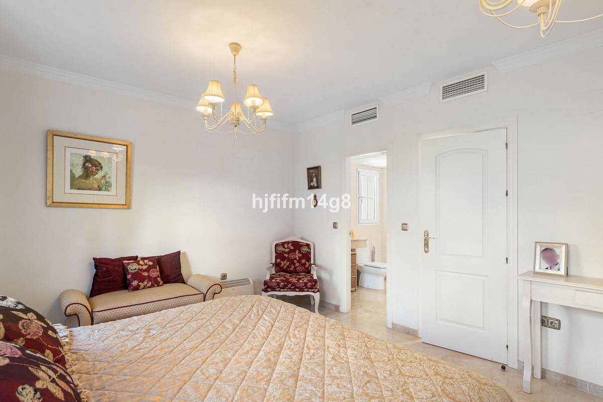 3-slaapkamer stadswoning in Nueva Andalucía in Nueva Andalucía - foto 12