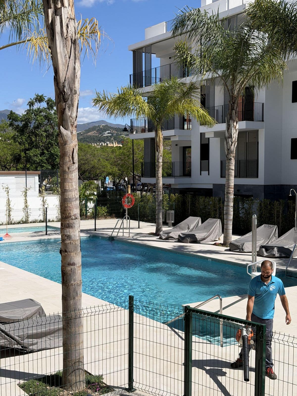Nieuw 2-slaapkamer appartement in Estepona, op 400 m van het strand in Estepona - foto 16
