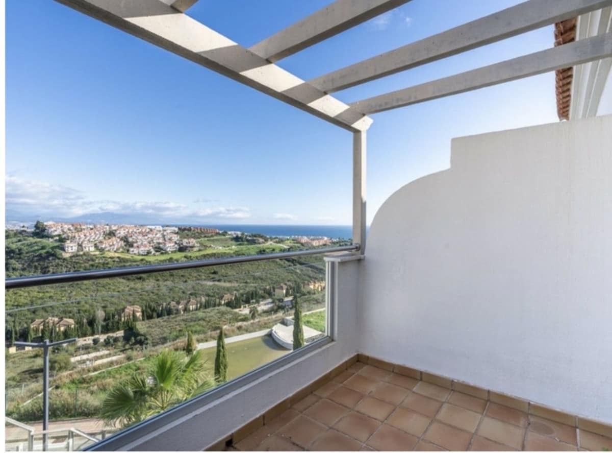 2-slaapkamer penthouse met panoramisch kustzicht in Manilva in Manilva - foto 4