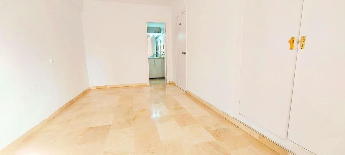 Ruim appartement met drie slaapkamers in Fuengirola, 200 m van het strand in Fuengirola - foto 12