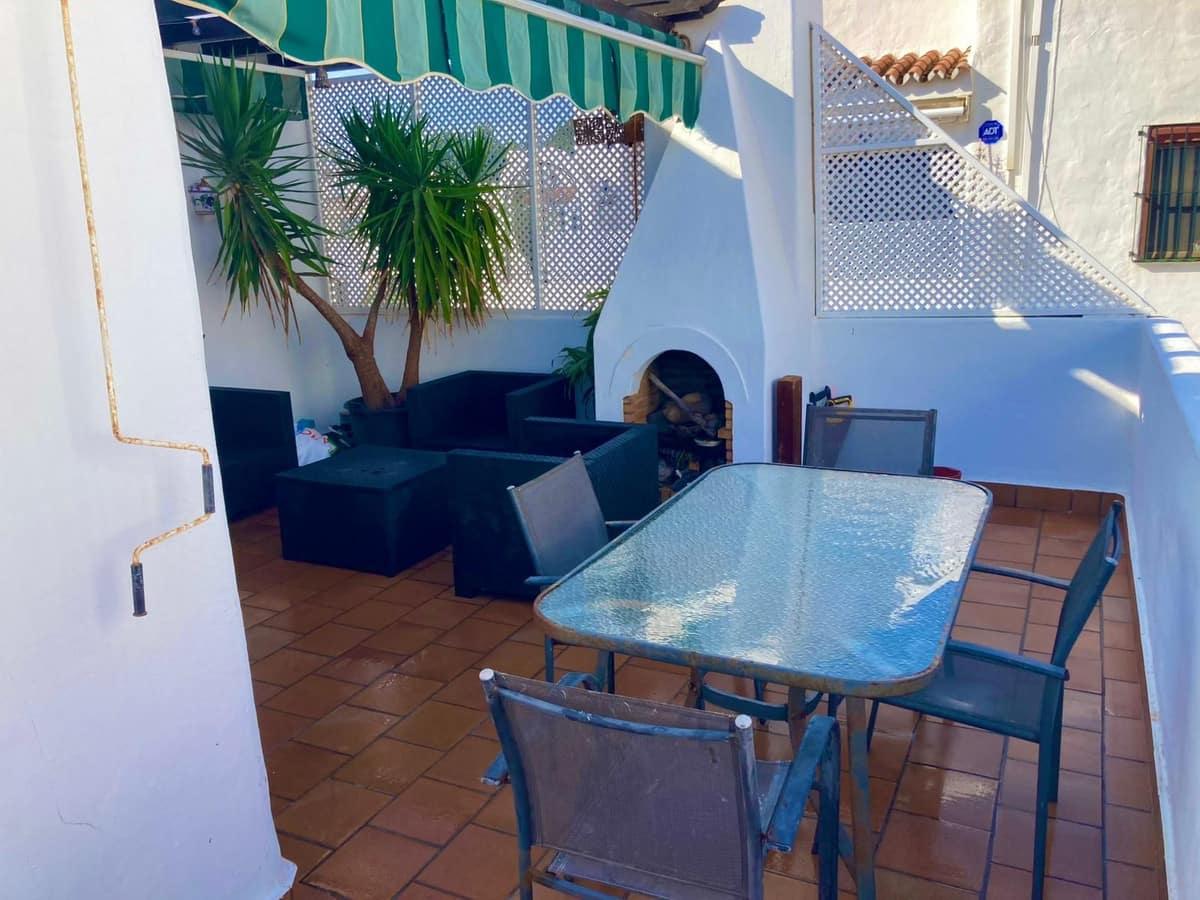 Villa met 3 slaapkamers in La Duquesa in La Duquesa - foto 14