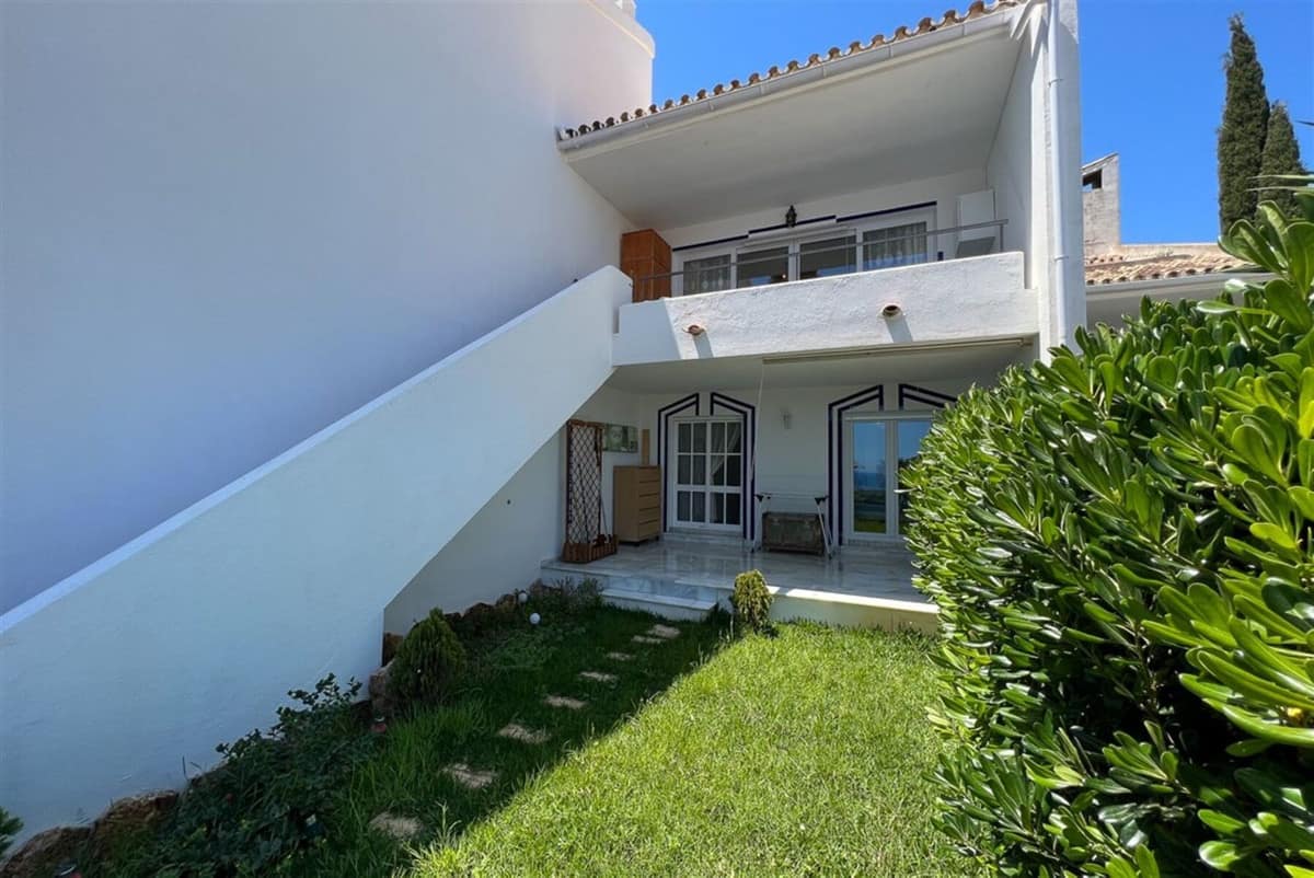 Stadswoning met 4 slaapkamers in Calahonda in Calahonda - foto 18