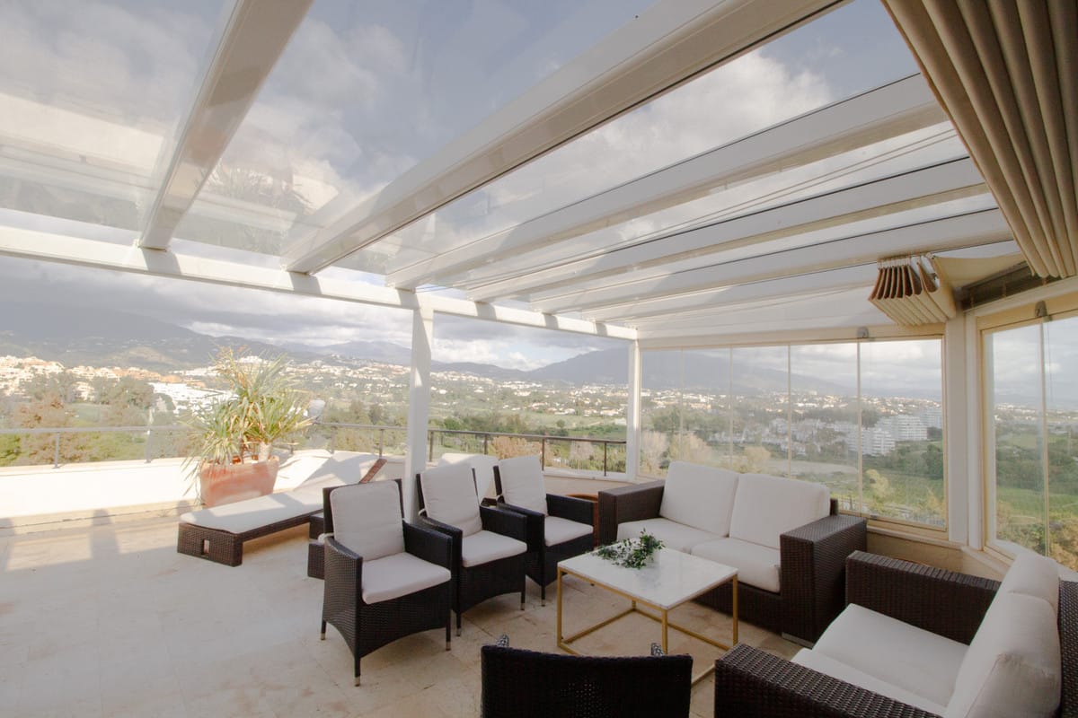 Penthouse met 2 slaapkamers in Estepona aan de Atalaya golfclub in Estepona - foto 16