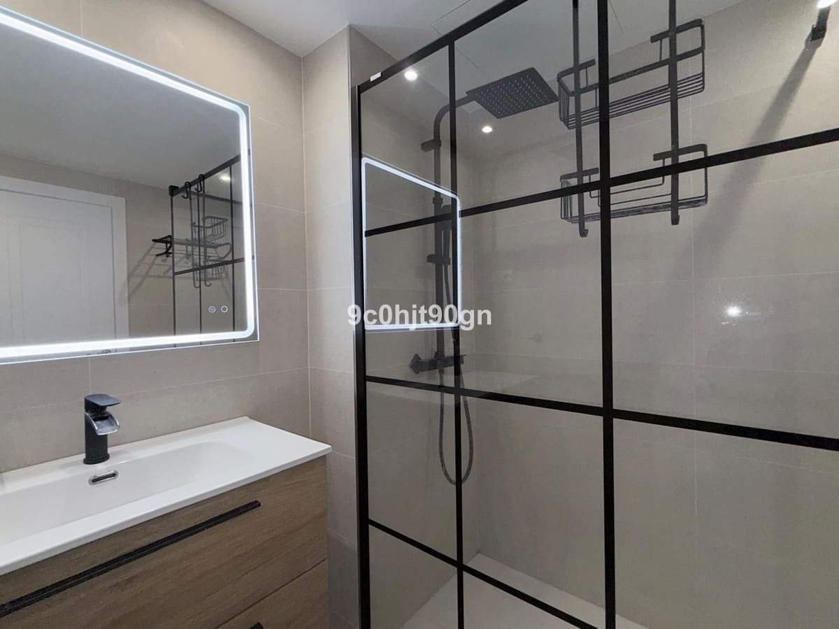 Drie-slaapkamer appartement in Elviria in Elviria - foto 18