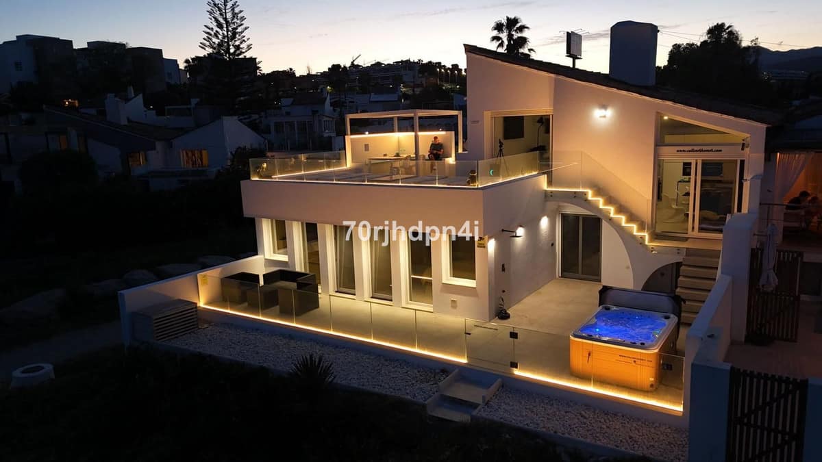 4-slaapkamer villa aan het strand in Estepona – gerenoveerd in 2021 in Estepona - foto 9