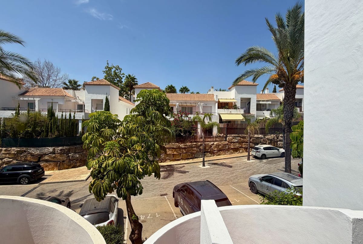 2 bedroom Apartment in Nueva Andalucía in Nueva Andalucía - foto 19