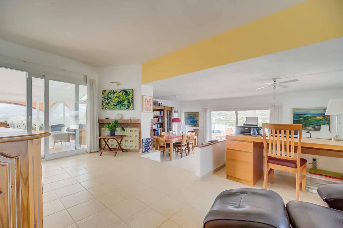 4-slaapkamer villa in La Sierrezuela, Málaga in Sierrezuela - foto 3